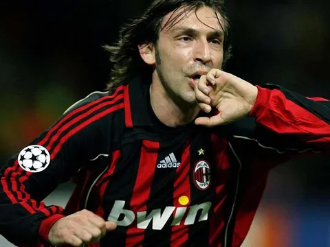 Andrea Pirlo khi còn tung hoành tại AC Milan