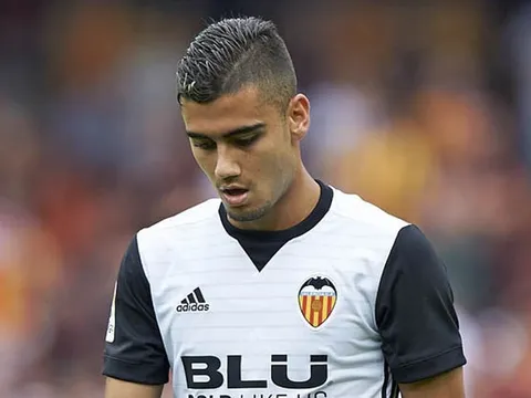 Andreas Pereira chọn Man Utd hay Valencia?