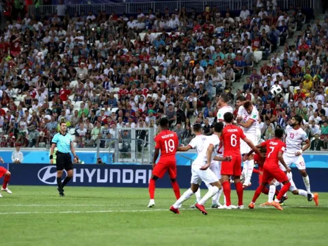 Đội tuyển Anh đang có 'Beckham vùng Bury'