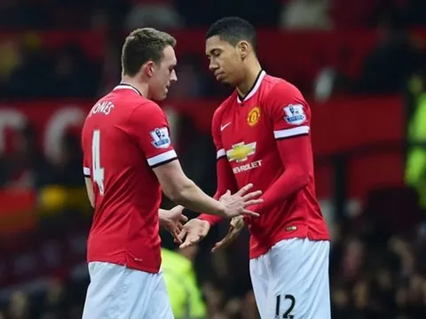 Trung vệ Man Utd sẵn sàng cạnh tranh với tân binh