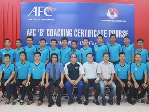 Anh Đức, Tấn Tài tính chuyện “gõ đầu trẻ”