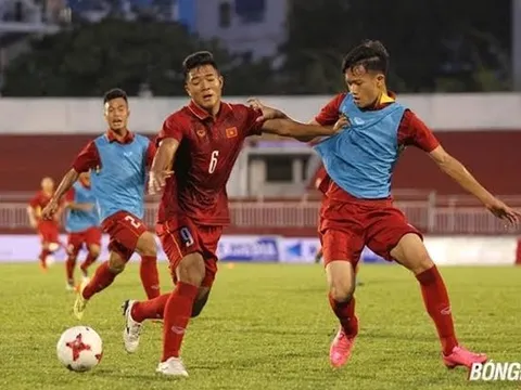 Đức Chinh “tặng quà” đặc biệt cho Tiến Dụng