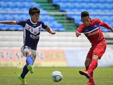 Đức Chinh, Hồng Duy 'tỏa sáng' U22 Việt Nam hạ đẹp CLB Hàn Quốc