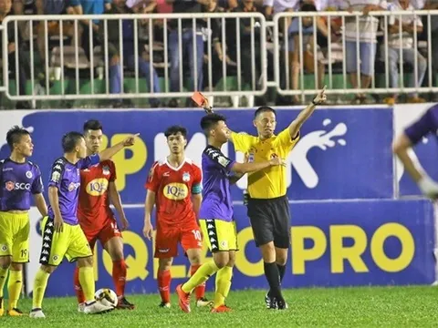 Tổng hợp lượt đi tứ kết Cúp Quốc gia 2018: Minh Phương “bất lực”; Căng thẳng ở Pleiku
