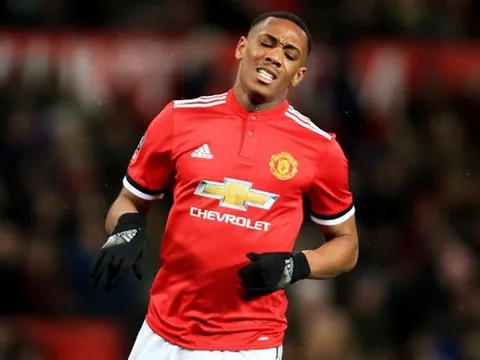 Huyền thoại Arsenal khuyên Martial gia nhập Pháo thủ