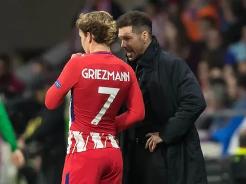 HLV Simeone hé lộ tương lai Griezmann, fan M.U buồn lòng
