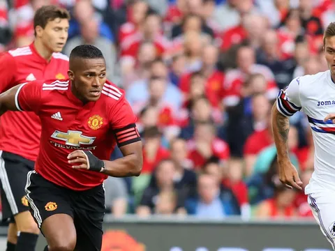 Antonio Valencia chạy như máy cày ở trận gặp Sampdoria