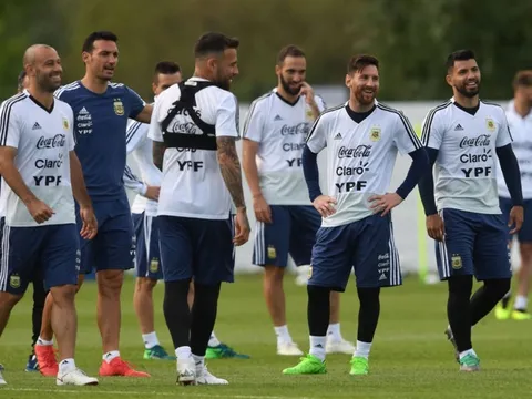 Argentina lộ đội hình ra sân trận mở màn với Iceland