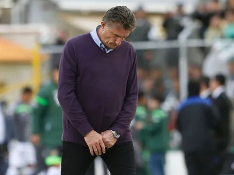 Argentina sa thải Edgardo Bauza: Khi Messi là "nguồn cơn"!