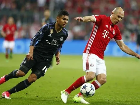 Arjen Robben làm khổ hàng thủ Real Madrid