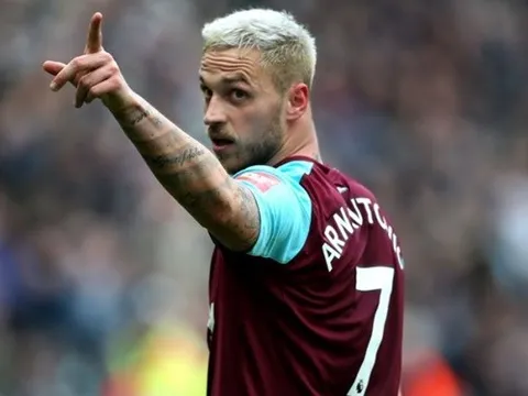Arnautovic sẽ thi đấu ở đâu trong đội hình MU?