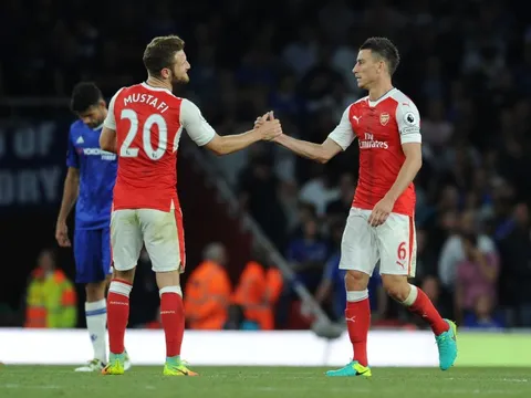 Arsenal cải tổ hàng thủ: Biến động cực lớn