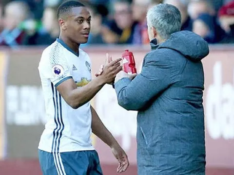 Arsenal có thể khiến M.U mất Martial