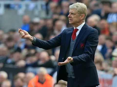 Arsenal đang sở hữu hàng thủ tệ nhất dưới thời Wenger