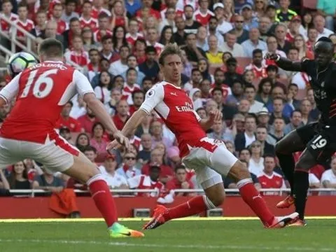 Arsenal khai màn thế nào trong 10 năm qua?