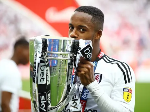 Arsenal nhập cuộc đua Ryan Sessegnon: Bí kíp từ Chambers?