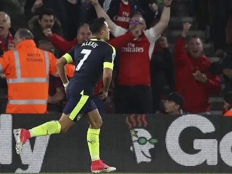 Arsenal nuôi hy vọng top 4: Thiên tài Sanchez