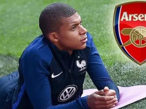 Arsenal ra giá mua Kylian Mbappe: Thật hay đùa?