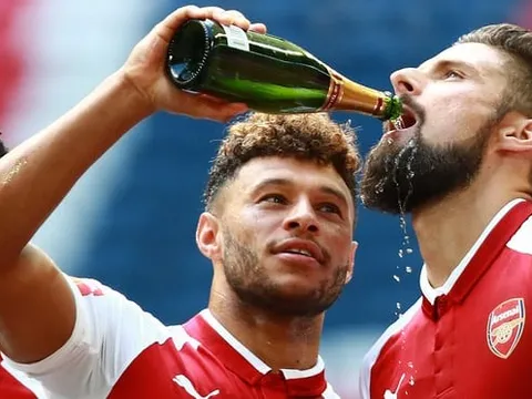 Arsenal trước trận Leicester: Muốn vô địch, phải chạy đà tốt!