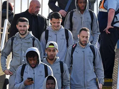 Arsenal tự tin thấy rõ trong lần hành quân đến Old Trafford