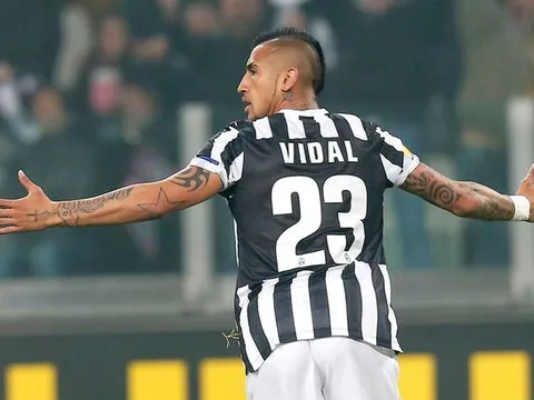 Arturo Vidal khi còn chơi cho Juventus