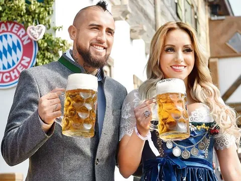 Vừa đến Barca, Vidal đã bị vợ đá?