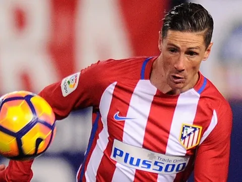Atletico phũ phàng, Torres sẽ tái hợp với Benitez?