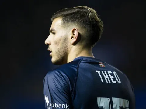 Atletico "ưu tiên" Barca, Liverpool; Real ôm hận?