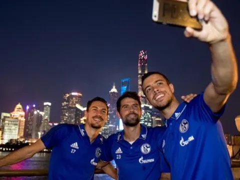 Bundesliga và mùa Hè đầy bận rộn