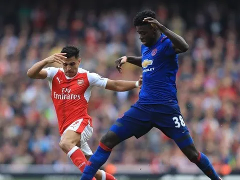 Axel Tuanzebe 'bắt chết' Alexis Sanchez như thế nào?