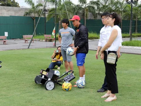 U19 Việt Nam được trang bị máy bắn bóng hiện đại