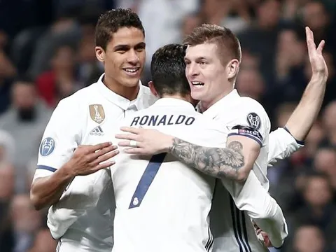Mourinho "đặt hàng" Man United bộ đôi 100 triệu euro của Real