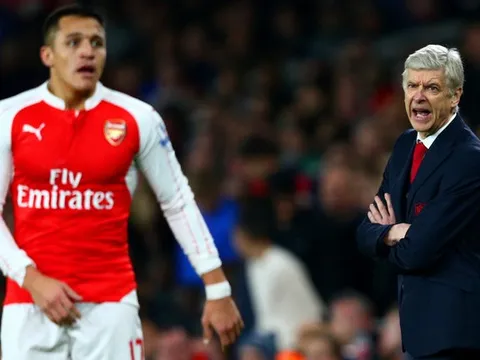Bài học Man Utd, Liverpool còn đó, Arsenal chớ dại bán Alexis Sanchez