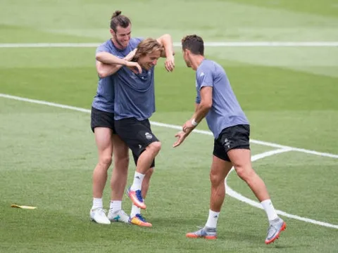 Bale bị tẩy chay là thế này đây?