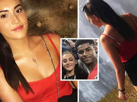 Bạn gái của sao Man United 'dìm hàng' áo đấu mới bằng hành động hài hước