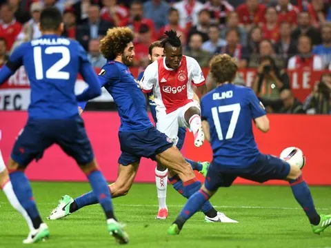 Bản lĩnh Man United bóp nghẹt dàn sao trẻ Ajax tại Stockholm
