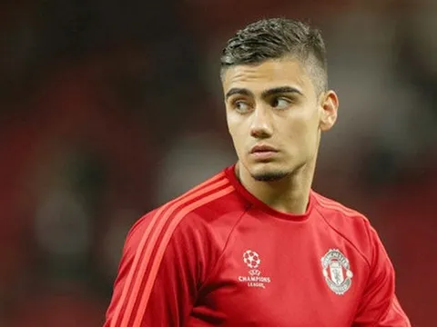 NÓNG: Bạn thân Mourinho đưa sao M.U trở lại nước Anh