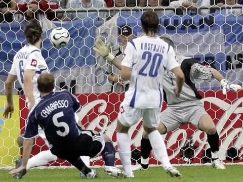 Bàn thắng kinh điển của Esteban Cambiasso vào lưới Serbia (World Cup 2006)