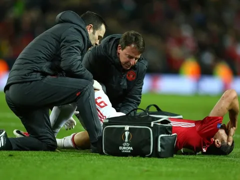 “Bão chấn thương” và lịch thi đấu ác mộng cho Man United