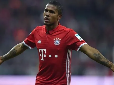 Báo thân khẳng định Barca đã nhảy vào cuộc đua giành Douglas Costa