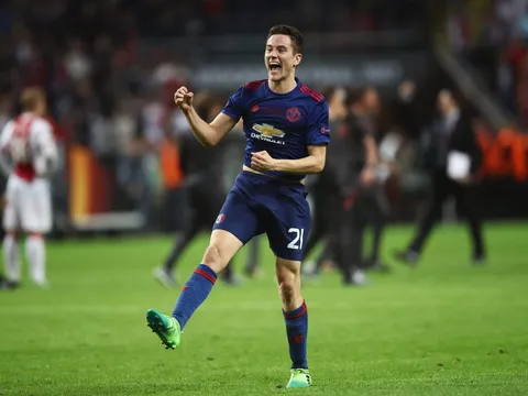Barca 'quyến rũ' sao M.U: Chiến dịch "Ander Herrera"
