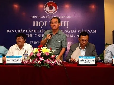 Chủ tịch VFF không cần có bằng đại học