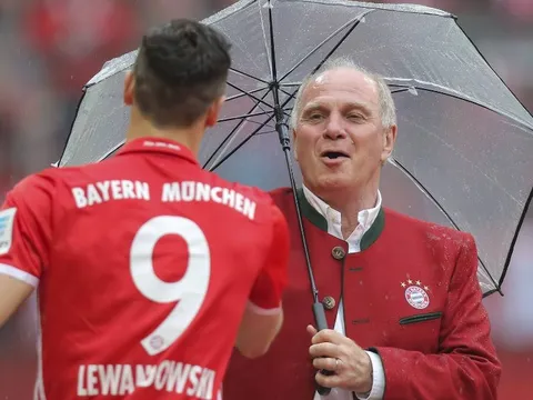 Bayern hét giá Lewandowski: Sự cứng rắn cần thiết