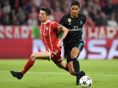 Bayern Munich thua bạc nhược: 'Hùm' ở nước Đức, 'bọ chét' ở cúp châu Âu
