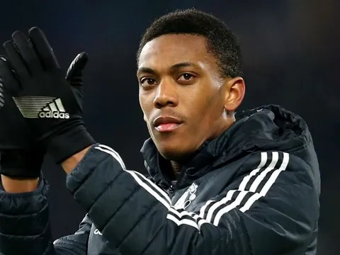 Bayern phản ứng thế nào về tin cầu thủ 22 tuổi sẽ gia nhập từ Man United?