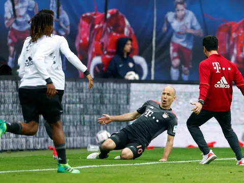 Bayern ngược dòng không tưởng 5-4 trước RB Leipzig