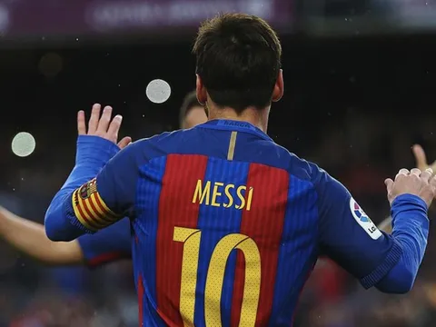 BBC bỗng chốc thu bé lại, chỉ bằng một Messi