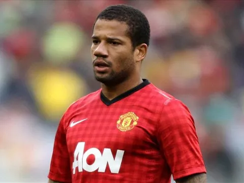 Bebe - hàng hớ kinh điển của Man Utd