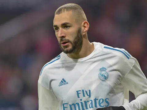 Benzema lên tiếng chửi báo lá cải câu view quá đà