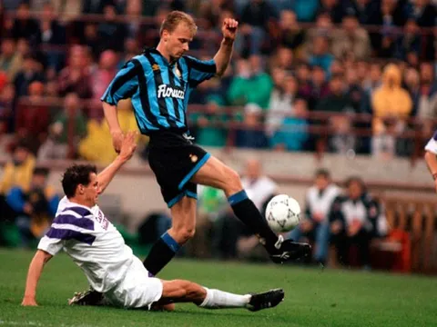 Bergkamp - Nghệ sĩ sân cỏ đích thực